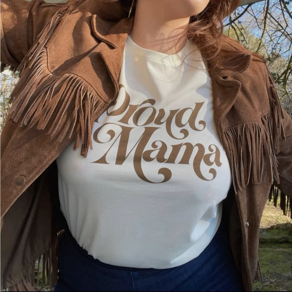 Proud Mama Scoop Neck T-Shirt - Picture 1 of 9